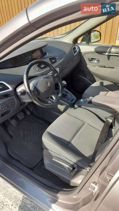 Мінівен Renault Grand Scenic 2013 в Звягелі