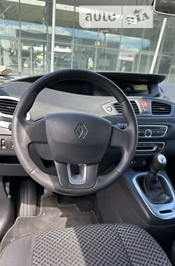 Мінівен Renault Grand Scenic 2011 в Луцьку