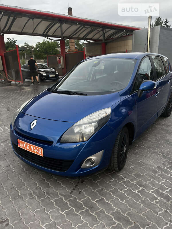 Минивэн Renault Grand Scenic 2011 в Львове