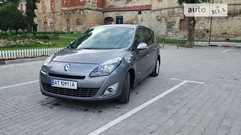 Минивэн Renault Grand Scenic 2010 в Львове