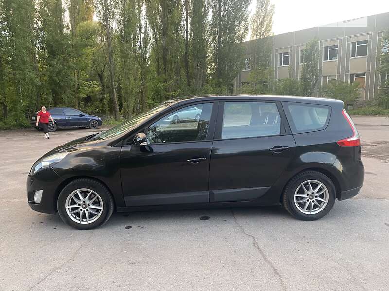 Мінівен Renault Grand Scenic 2011 в Житомирі