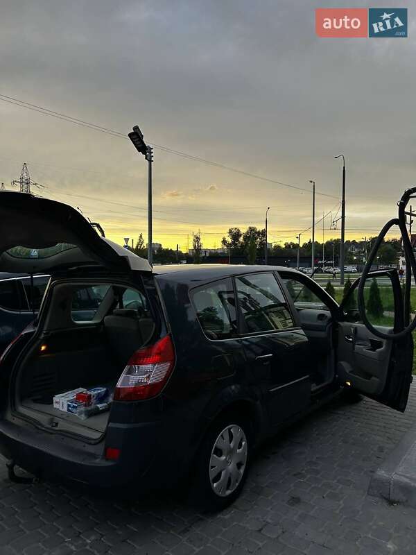 Минивэн Renault Grand Scenic 2004 в Львове