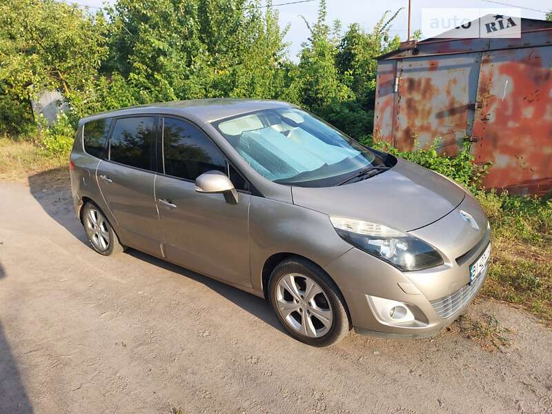 Мінівен Renault Grand Scenic 2010 в Кременчуці