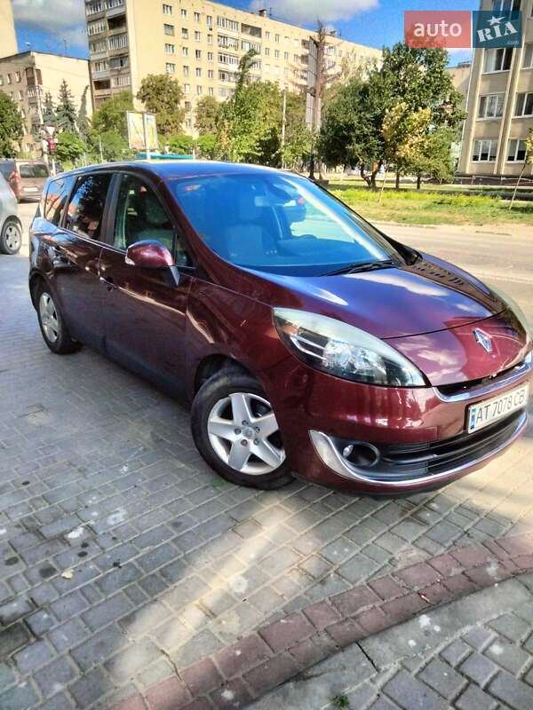 Мінівен Renault Grand Scenic 2012 в Івано-Франківську