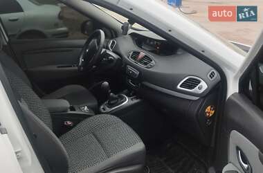 Минивэн Renault Grand Scenic 2011 в 