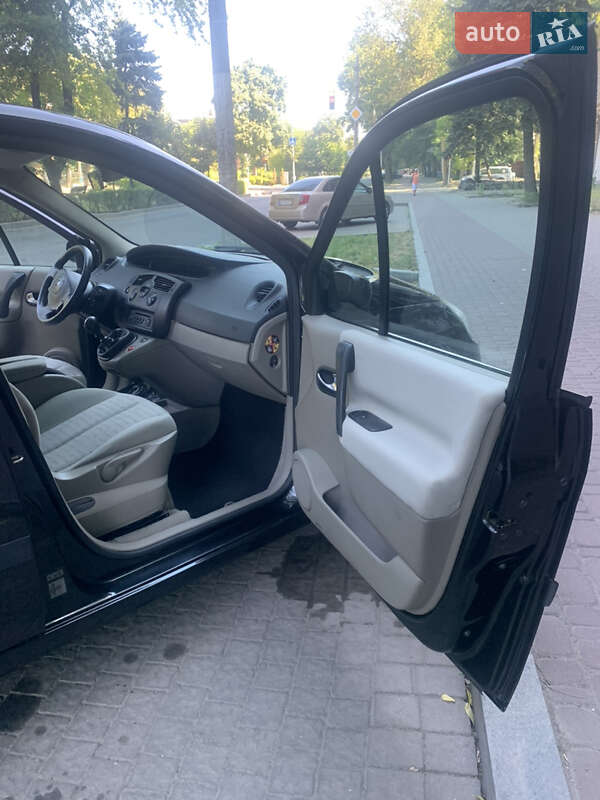 Мінівен Renault Grand Scenic 2006 в Запоріжжі