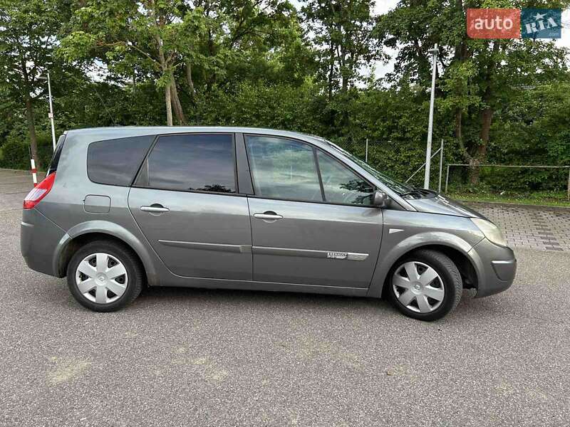 Мінівен Renault Grand Scenic 2004 в Павлограді