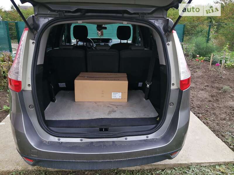 Універсал Renault Grand Scenic 2012 в Івано-Франківську