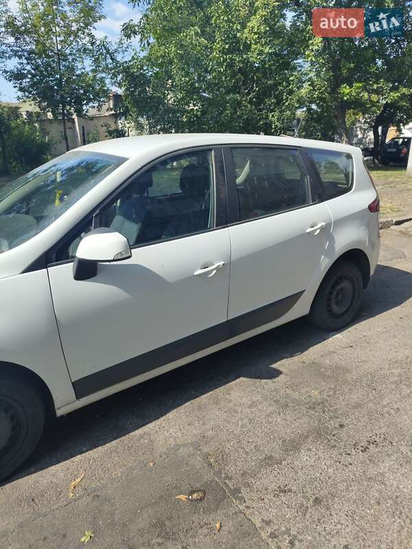 Мінівен Renault Grand Scenic 2010 в Кам'янському