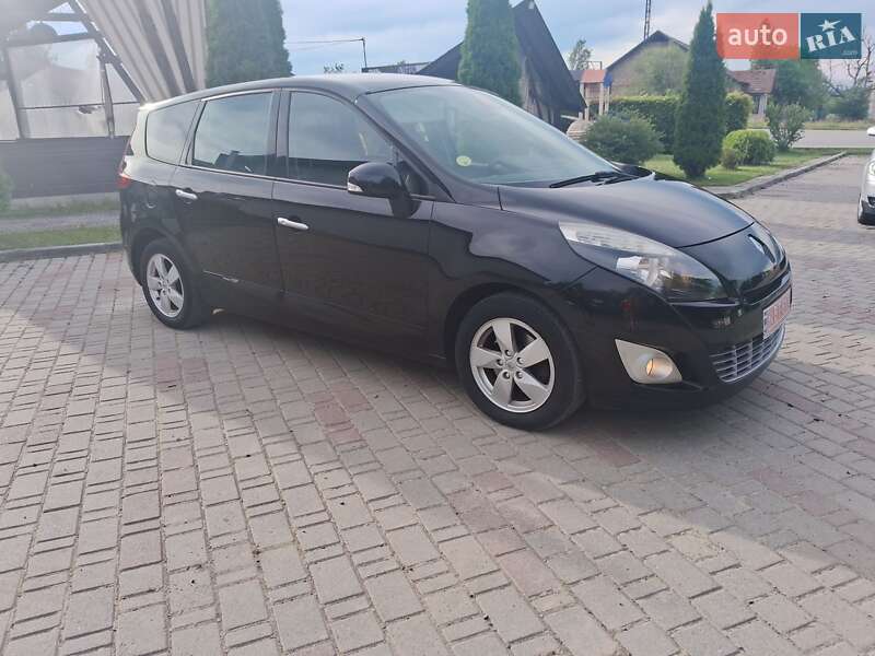 Мінівен Renault Grand Scenic 2009 в Косові