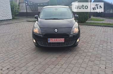 Минивэн Renault Grand Scenic 2009 в Косове