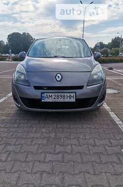 Минивэн Renault Grand Scenic 2010 в Житомире