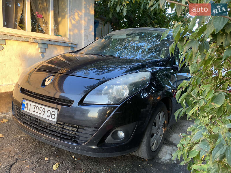 Минивэн Renault Grand Scenic 2010 в Белой Церкви