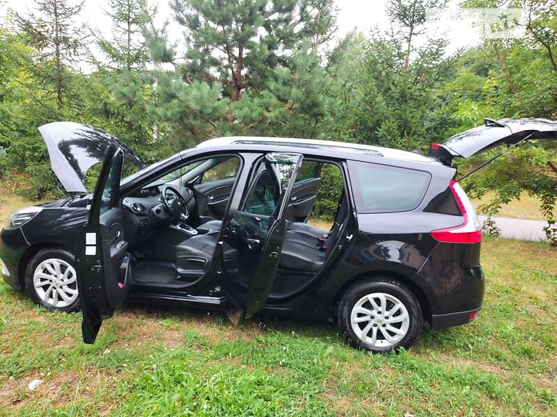 Минивэн Renault Grand Scenic 2014 в Киеве