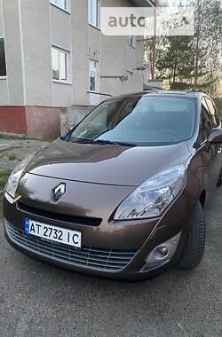 Мінівен Renault Grand Scenic 2009 в Івано-Франківську