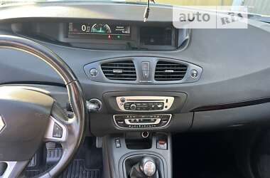Минивэн Renault Grand Scenic 2013 в 