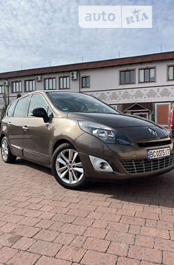 Минивэн Renault Grand Scenic 2011 в Стрые