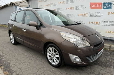 Минивэн Renault Grand Scenic 2010 в 