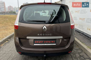 Минивэн Renault Grand Scenic 2010 в 