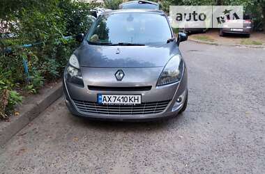 Мінівен Renault Grand Scenic 2011 в 