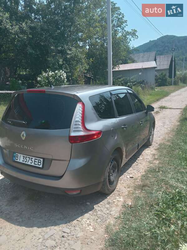 Мінівен Renault Grand Scenic 2009 в Хусті