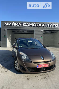 Минивэн Renault Grand Scenic 2009 в Пятихатках