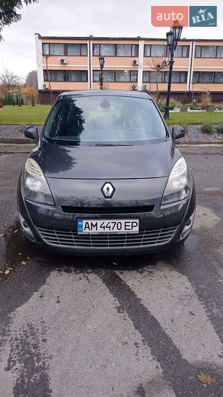 Мінівен Renault Grand Scenic 2011 в Звягелі