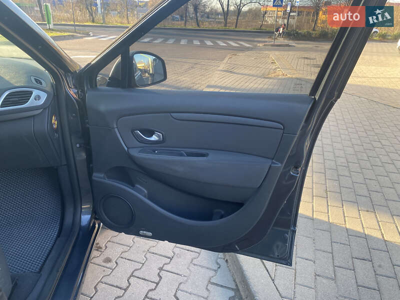 Мінівен Renault Grand Scenic 2009 в Чернівцях