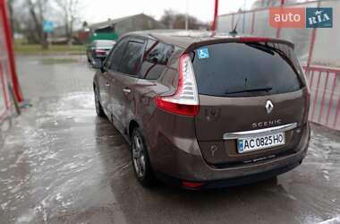 Минивэн Renault Grand Scenic 2009 в 