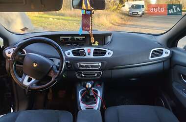 Минивэн Renault Grand Scenic 2010 в 