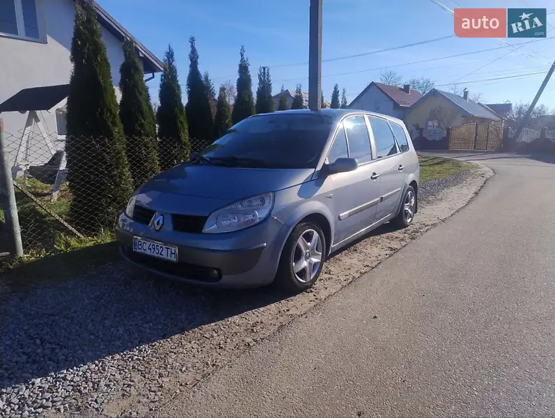 Renault Grand Scenic 2004
