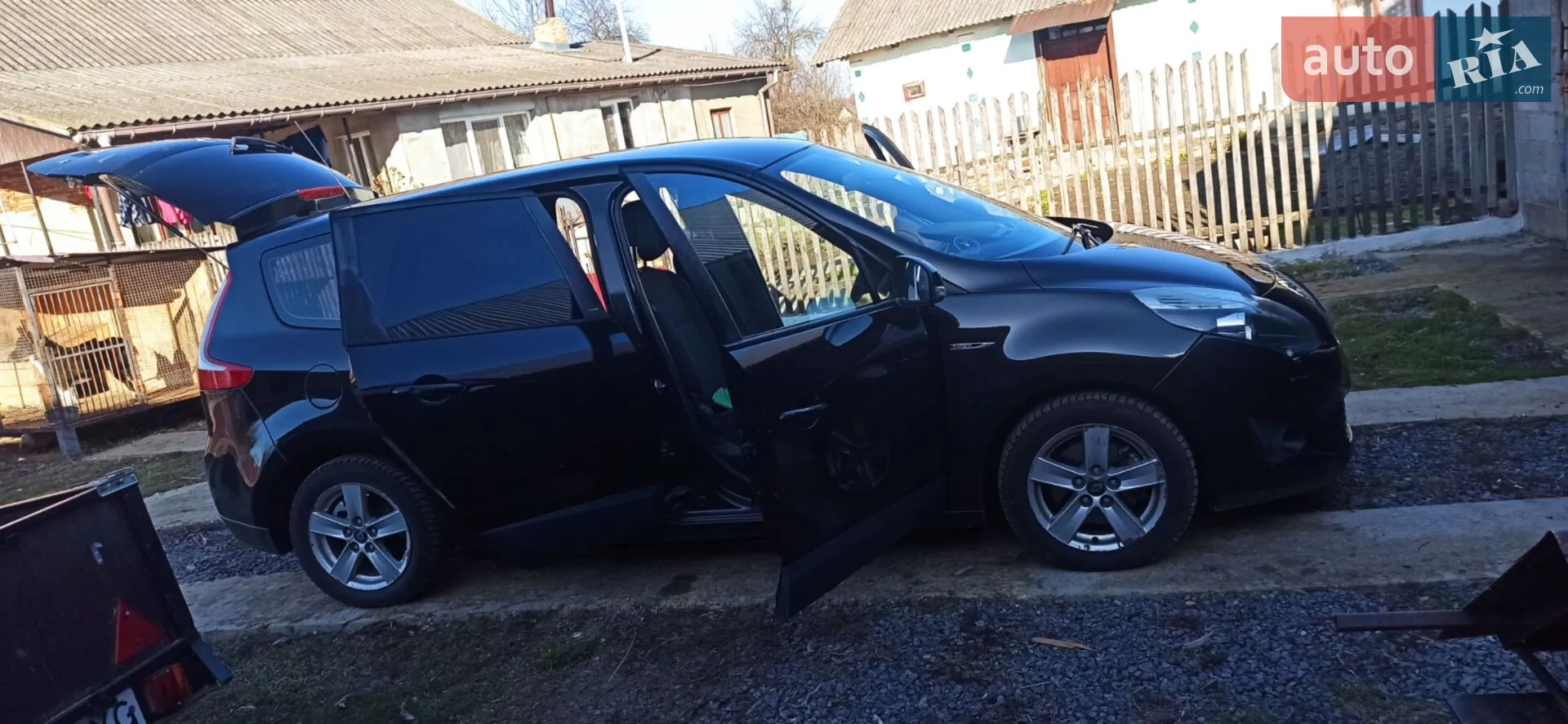 2010 Renault Scenic - мініатюра 3