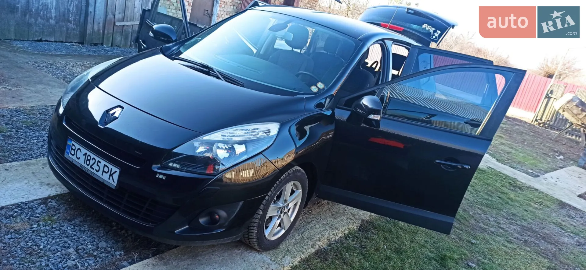 2010 Renault Scenic - мініатюра 2