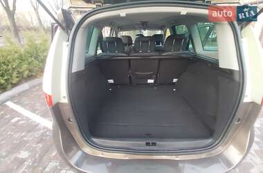 Минивэн Renault Grand Scenic 2009 в 