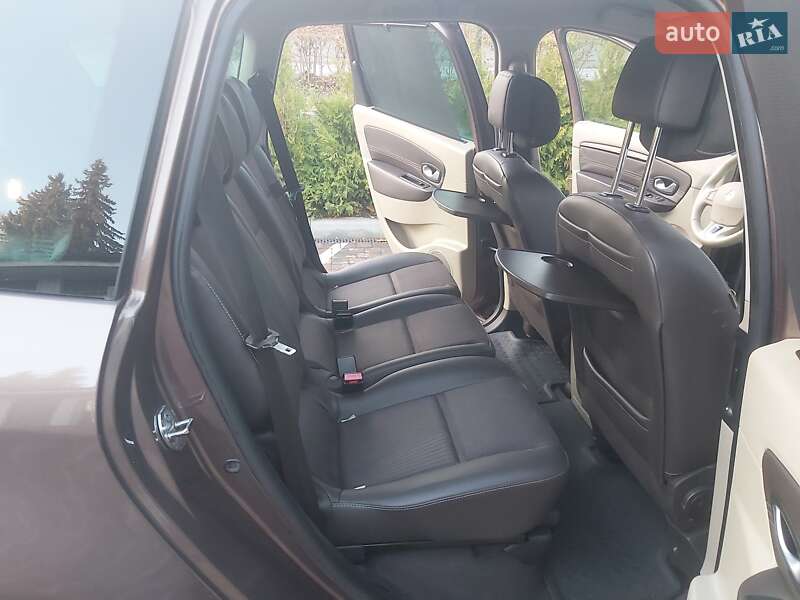 Мінівен Renault Grand Scenic 2009 в Тернополі фото 30 Мінівен Renault Grand Scenic 2009 в Тернополі