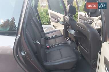 Минивэн Renault Grand Scenic 2009 в 