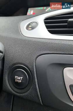 Минивэн Renault Grand Scenic 2010 в 