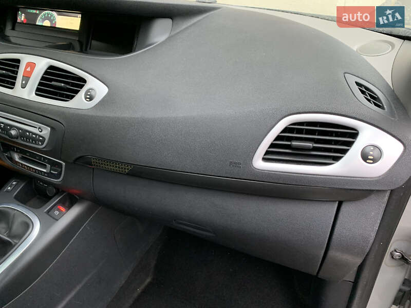 Минивэн Renault Grand Scenic 2010 в Львове
