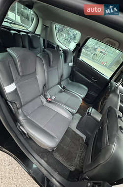 Минивэн Renault Grand Scenic 2012 в 