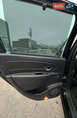 Минивэн Renault Grand Scenic 2012 в 