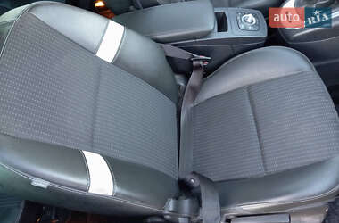 Минивэн Renault Grand Scenic 2011 в 