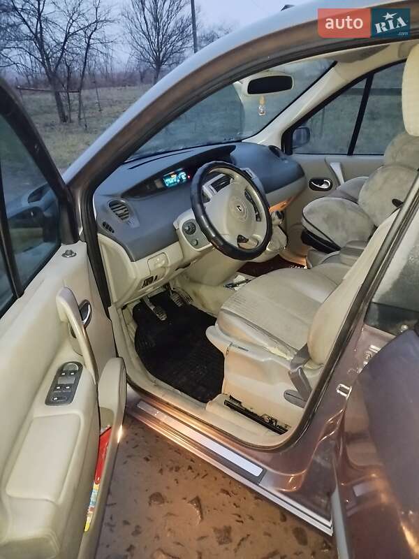 Мінівен Renault Grand Scenic 2005 в Рожище фото 9 Мінівен Renault Grand Scenic 2005 в Рожище