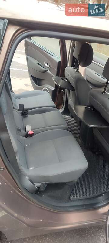 Минивэн Renault Grand Scenic 2010 в Виннице