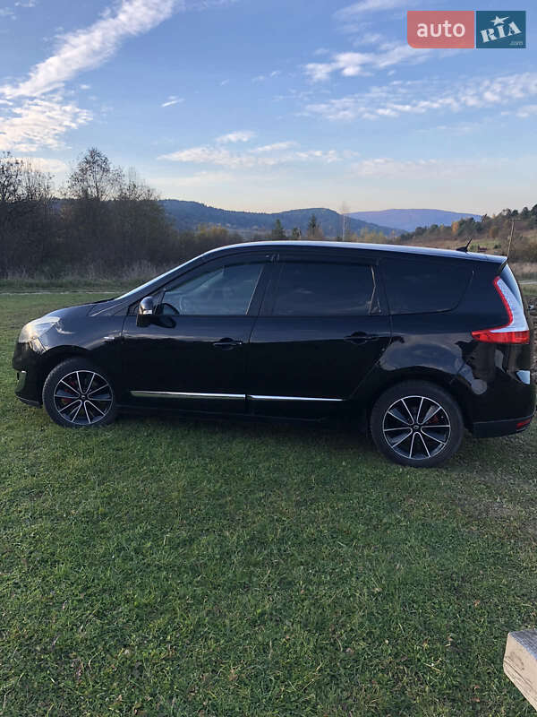 Renault Grand Scenic 2012