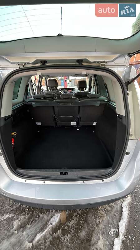 Минивэн Renault Grand Scenic 2011 в Дубно