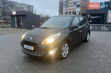 Минивэн Renault Grand Scenic 2009 в Лозовой