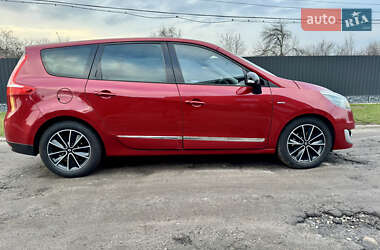 Мінівен Renault Grand Scenic 2012 в Валках