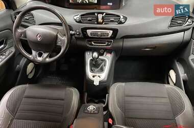 Минивэн Renault Grand Scenic 2014 в 