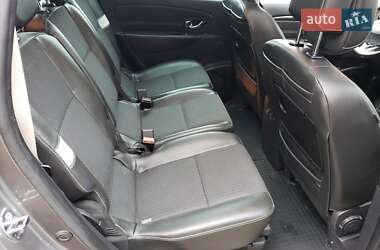 Минивэн Renault Grand Scenic 2013 в 