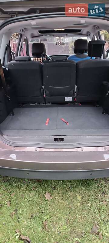 Мінівен Renault Grand Scenic 2013 в Івано-Франківську